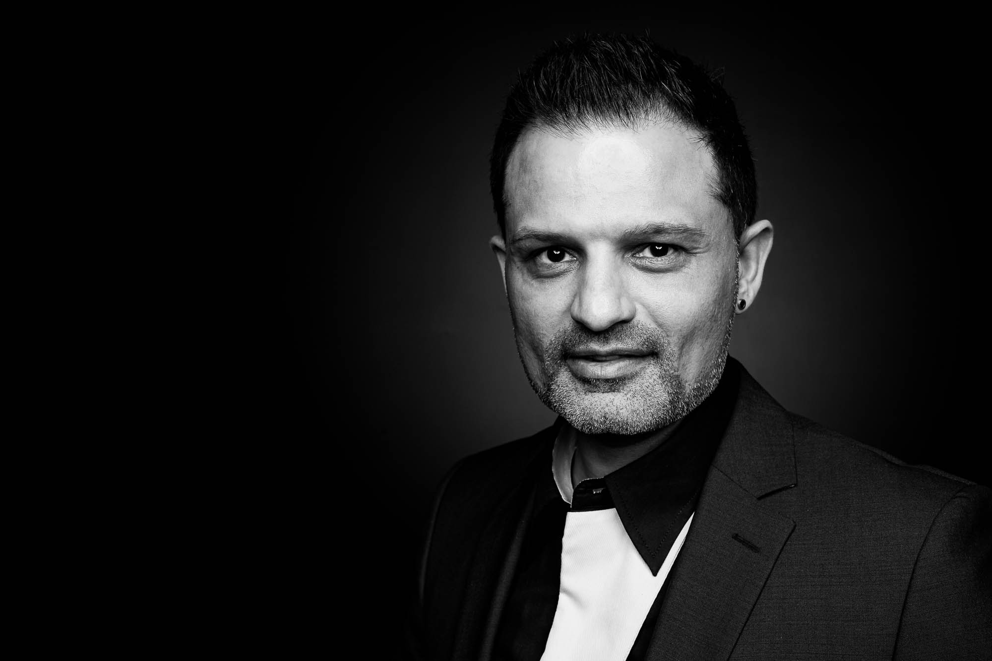 Export x3 Headshot  06125 Dez 01 2019 Headshot  Miro Nicole Nadine